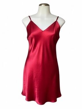 NWT Vintage  1996 Victoria's Secret 100% Silk Red Chemise Slip Large